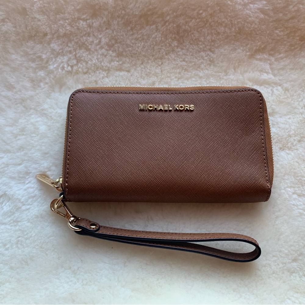 Michael Kors Wristlet Wallet